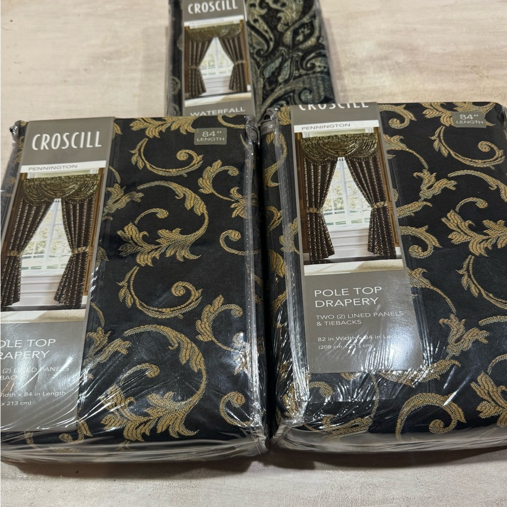 New Croscill Pennington black/gold 84 inch set of 2 drapes and 1 valance Luxury